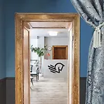 Opera Hostel