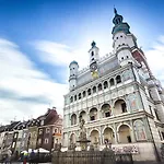 Opera Hostel
